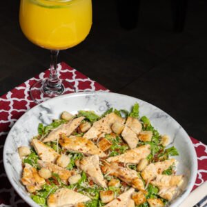 ENSALADA CESAR CON POLLO